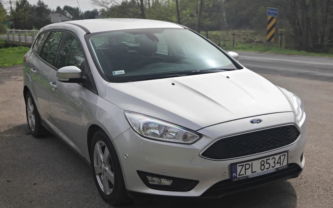 Ford Focus cena 34900 przebieg: 200000, rok produkcji 2016 z Szczecin małe 172